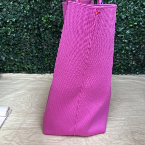 ROTHYS LIGHTWEIGHT TOTE DRAGON FRUIT - Picture 5 of 9